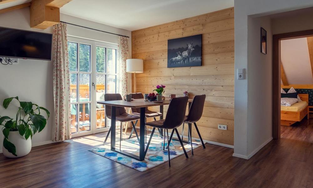 Ferienwohnung Leuner Apartment *
